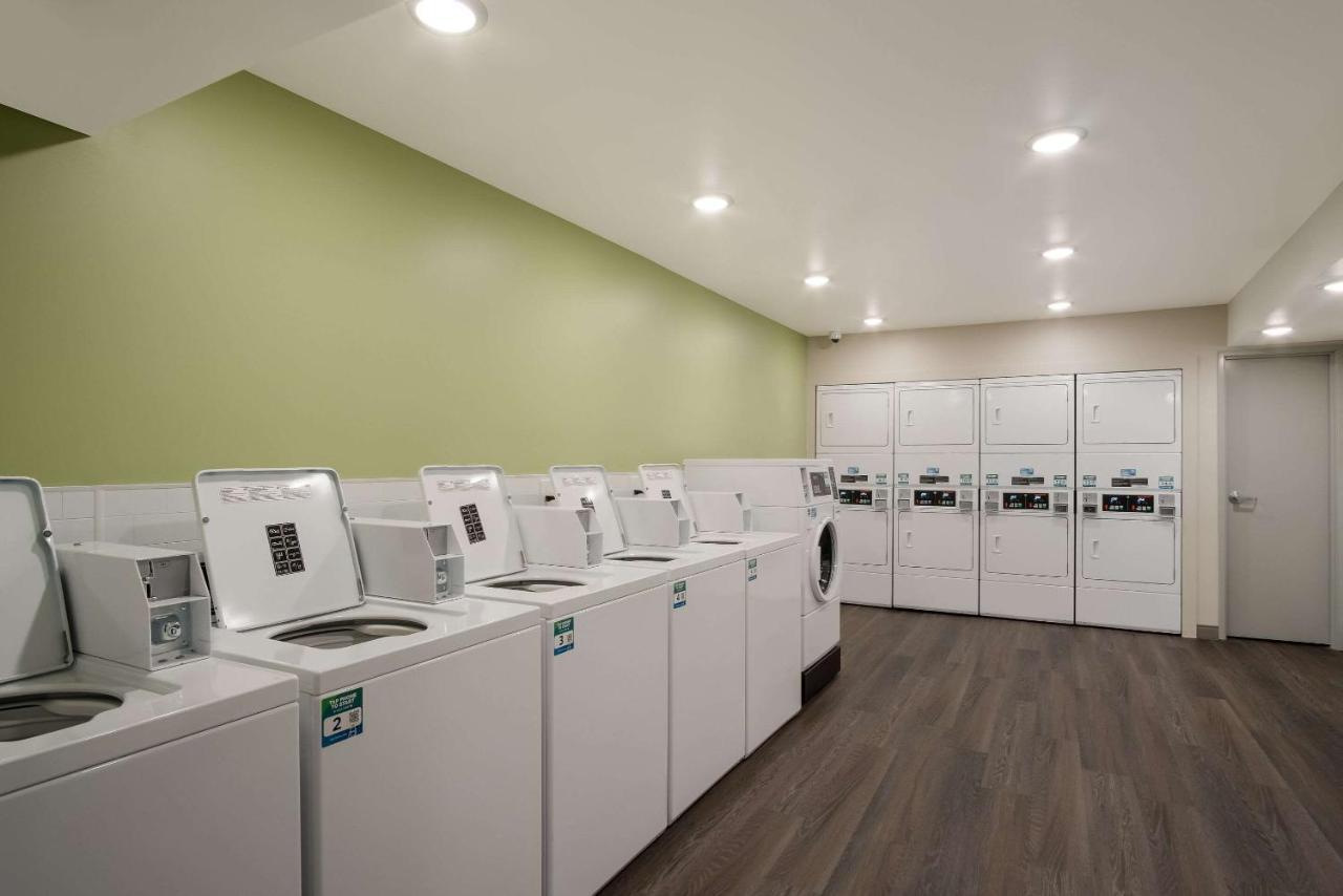 Woodspring Suites Grand Rapids Kentwood Cascade Buitenkant foto