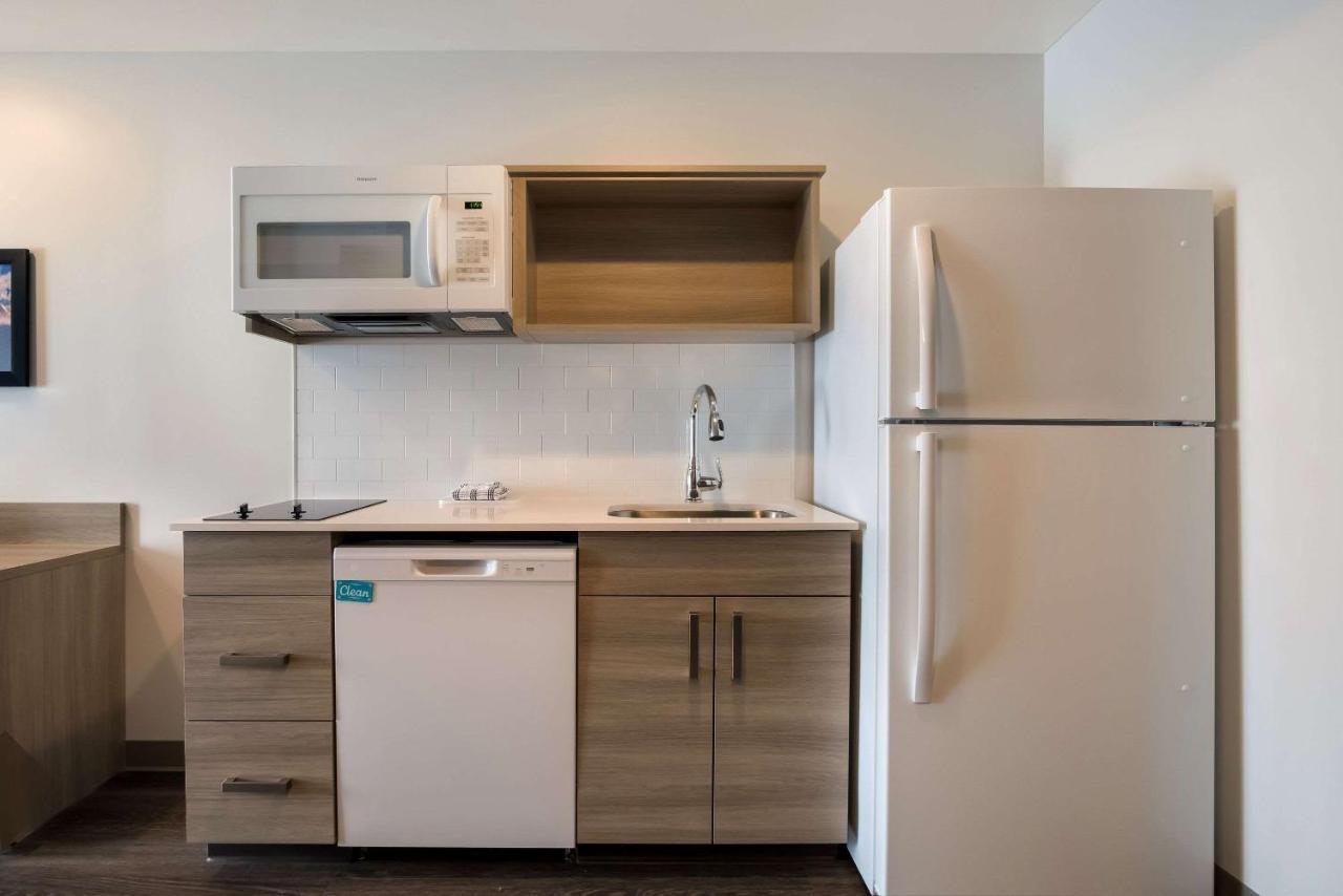 Woodspring Suites Grand Rapids Kentwood Cascade Buitenkant foto