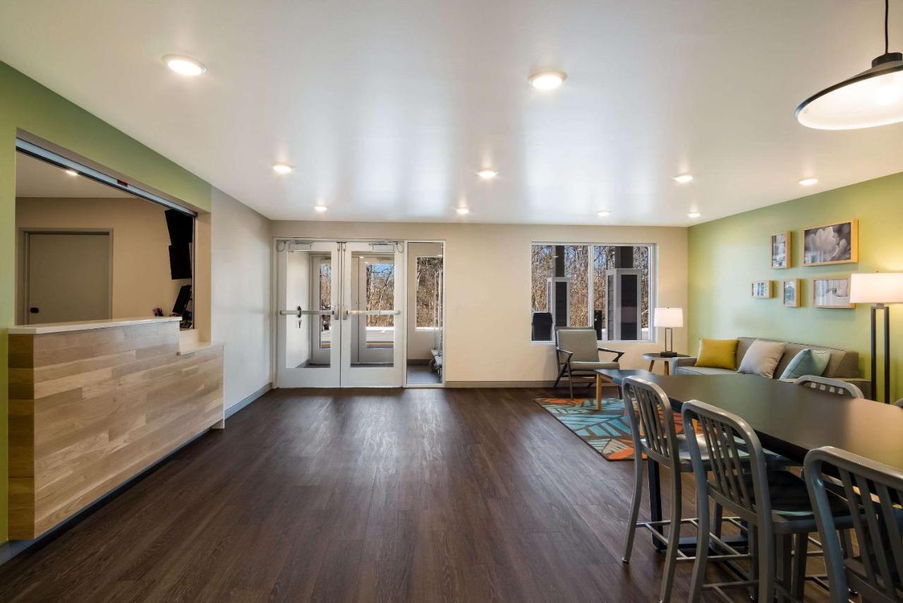 Woodspring Suites Grand Rapids Kentwood Cascade Buitenkant foto